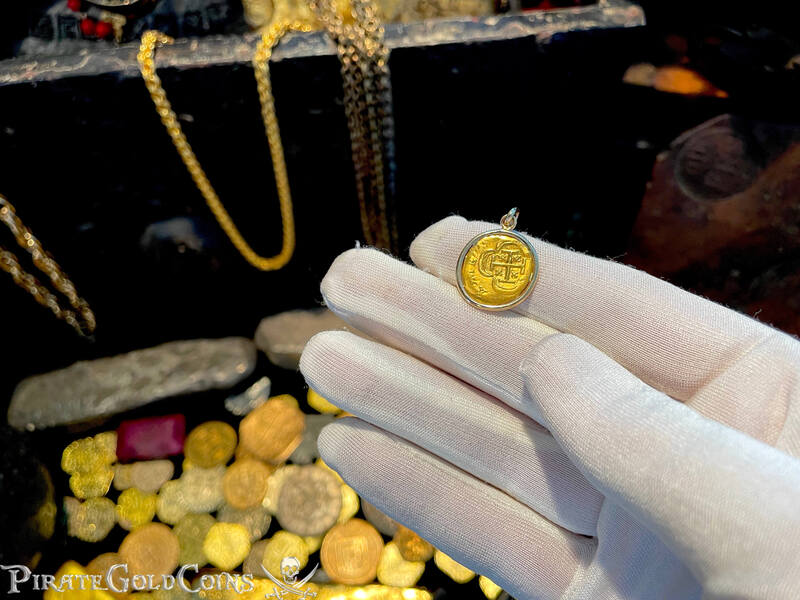 Mexico 1 Escudo 1714 Pendant 14kt Bezel 8