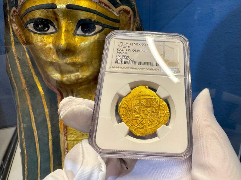 Mexico 8 Escudos 1714 "1715 Fleet Shipwreck" NGC 64 5