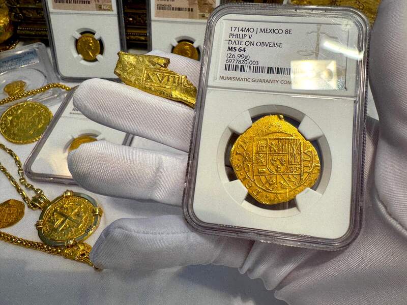 Mexico 8 Escudos 1714 "1715 Fleet Shipwreck" NGC 64 10