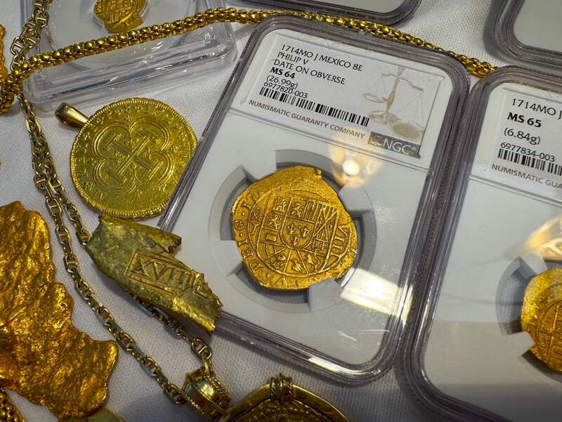 Mexico 8 Escudos 1714 "1715 Fleet Shipwreck" NGC 64 19