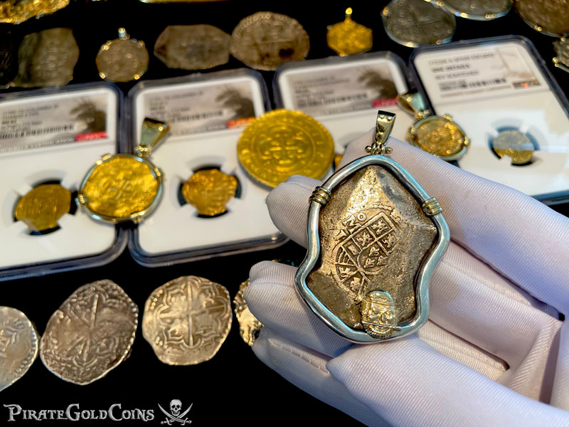 Mexico 8 Reales 1714 Pendant 3