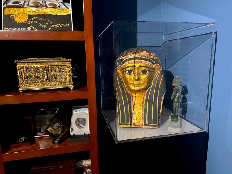 Egyptian Gilt Cartonnage Mummy Mask 1st Century BC 8