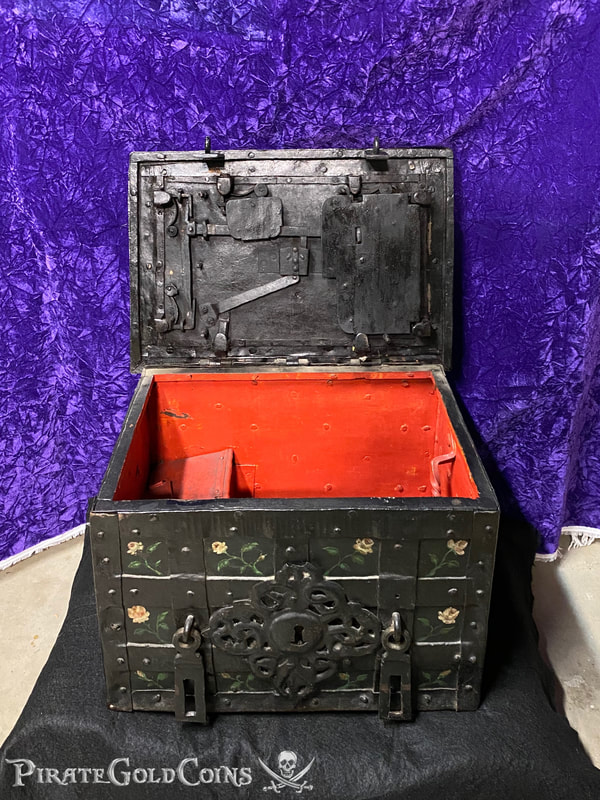 Nuremberg Treasure Chest 1600's Steel Armada Box Original Key and Paint 3