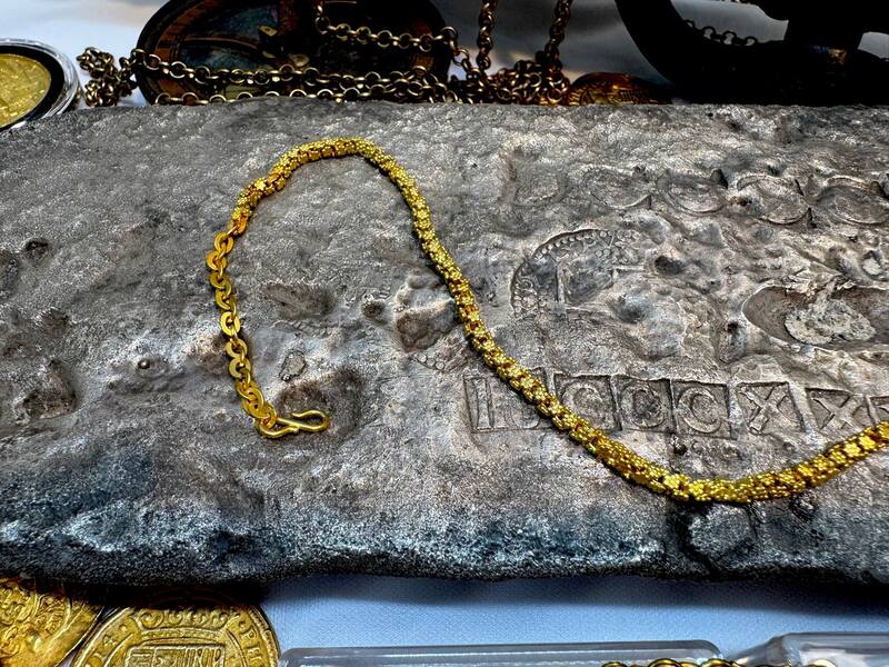 1715 Fleet Shipwreck & Atocha 1622 Shipwreck Olive Blossom Chain 67