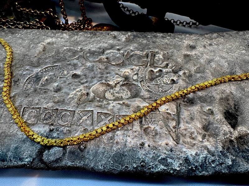 1715 Fleet Shipwreck & Atocha 1622 Shipwreck Olive Blossom Chain 29