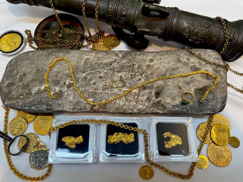 1715 Fleet Shipwreck & Atocha 1622 Shipwreck Olive Blossom Chain 91