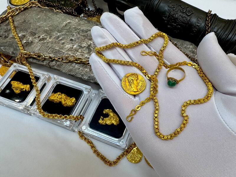 1715 Fleet Shipwreck & Atocha 1622 Shipwreck Olive Blossom Chain 86