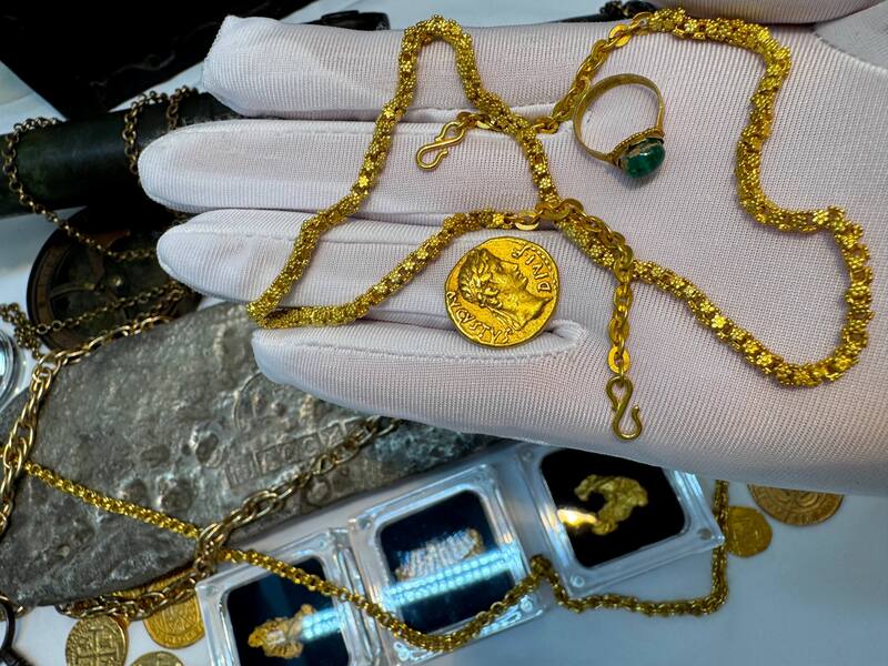 1715 Fleet Shipwreck & Atocha 1622 Shipwreck Olive Blossom Chain 22