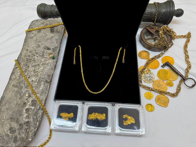 1715 Fleet Shipwreck & Atocha 1622 Shipwreck Olive Blossom Chain 108