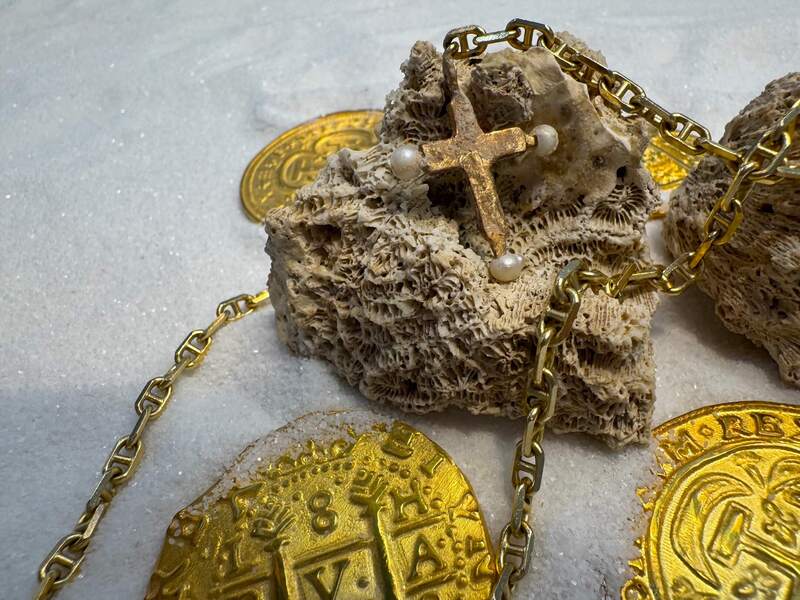 Pearl Cross from Unidentified Shipwreck 18th Cent. 37