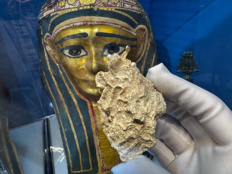 Pearl Cross from Unidentified Shipwreck 18th Cent. 10