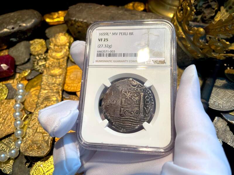 Peru 8 Reales 1659 "Star of Lima" NGC 25 4