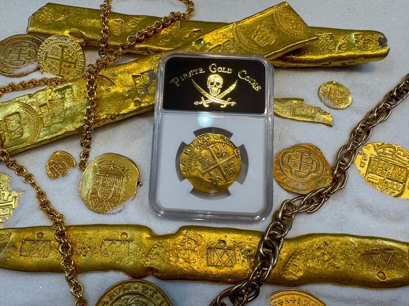 Peru 8 Escudos 1698 "1715 Fleet Shipwreck" NGC 58 21