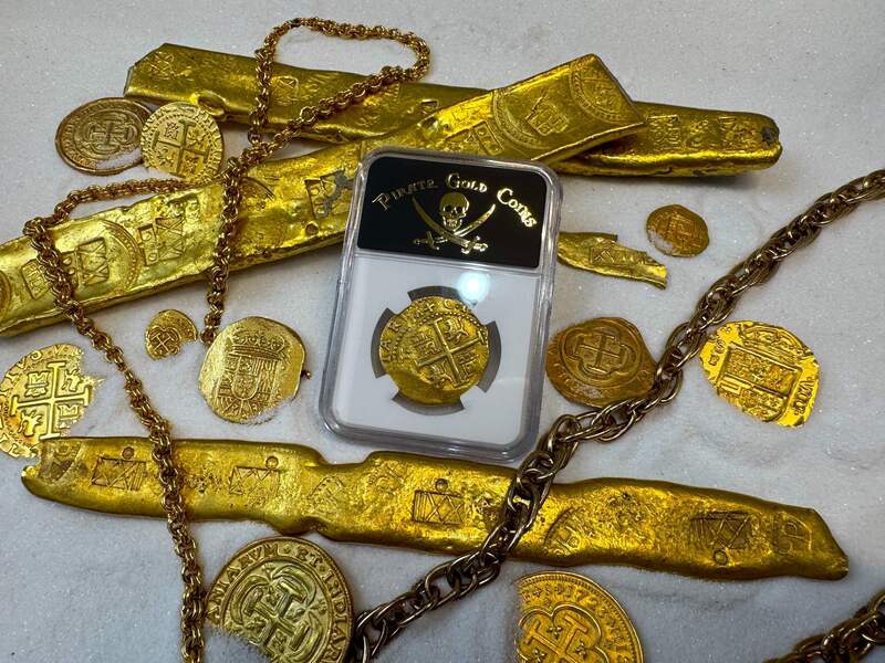 Peru 8 Escudos 1698 "1715 Fleet Shipwreck" NGC 58 22