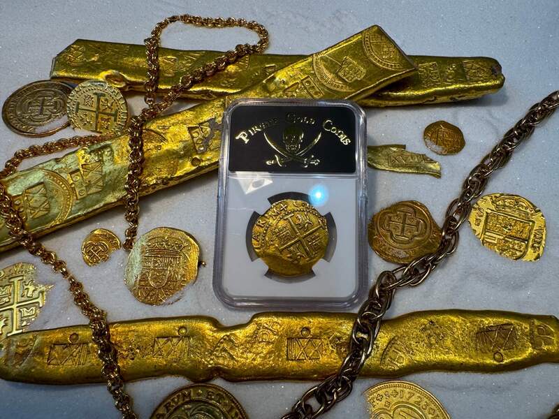 Peru 8 Escudos 1698 "1715 Fleet Shipwreck" NGC 58 31