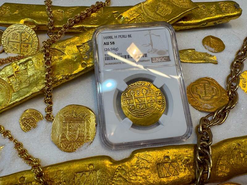 Peru 8 Escudos 1698 "1715 Fleet Shipwreck" NGC 58 20