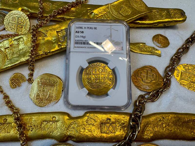 Peru 8 Escudos 1698 "1715 Fleet Shipwreck" NGC 58 19