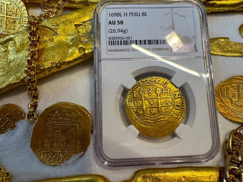 Peru 8 Escudos 1698 "1715 Fleet Shipwreck" NGC 58 2