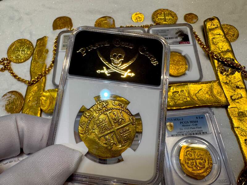 Peru 8 Escudos 1698 "1715 Fleet Shipwreck" NGC 58 15