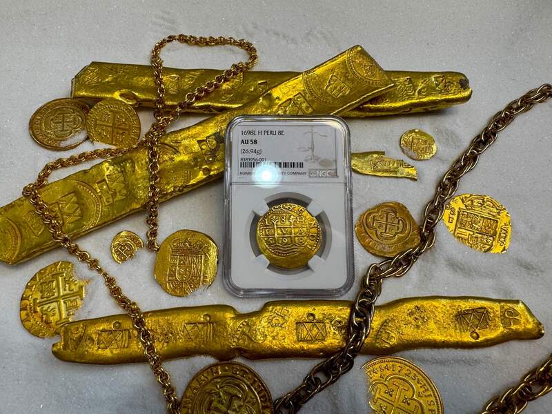 Peru 8 Escudos 1698 "1715 Fleet Shipwreck" NGC 58 26
