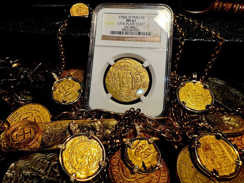 Peru 8 Escudos 1702 "1 of 2 found by Bob Johnson" NGC 61 4