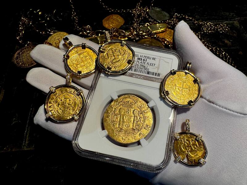 Peru 8 Escudos 1702 "1 of 2 found by Bob Johnson" NGC 61 21