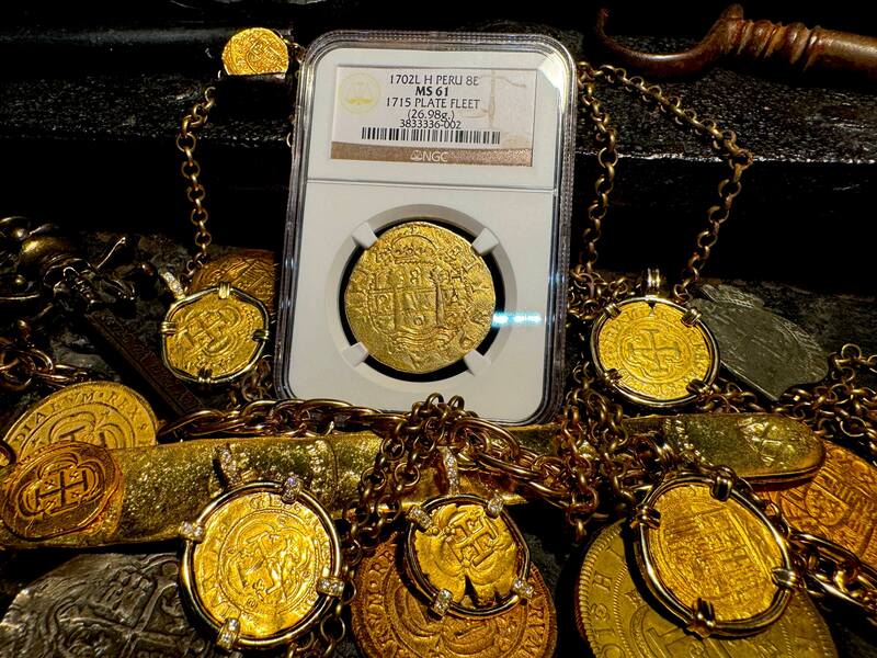 Peru 8 Escudos 1702 "1 of 2 found by Bob Johnson" NGC 61 6