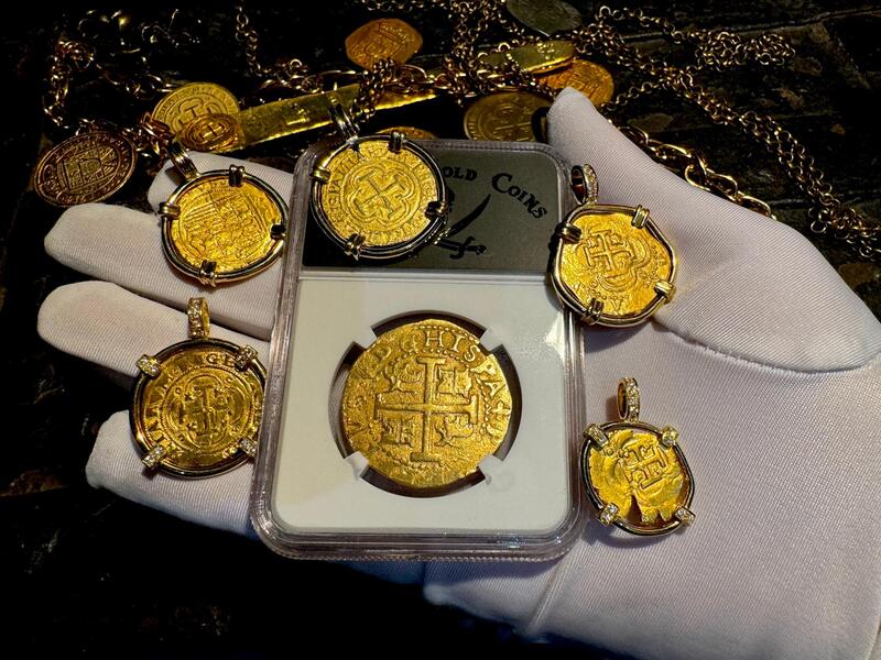 Peru 8 Escudos 1702 "1 of 2 found by Bob Johnson" NGC 61 24