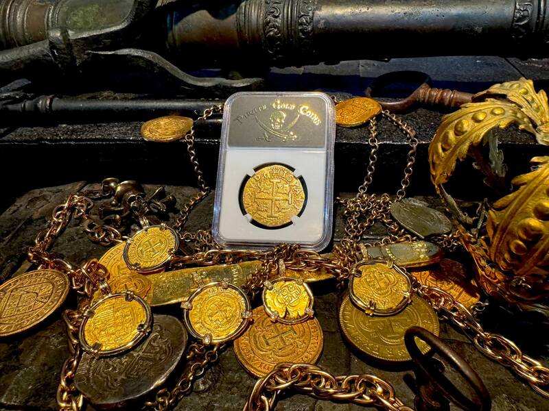 Peru 8 Escudos 1702 "1 of 2 found by Bob Johnson" NGC 61 26