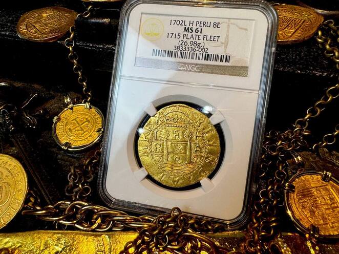 Peru 8 Escudos 1702 "1 of 2 found by Bob Johnson" NGC 61