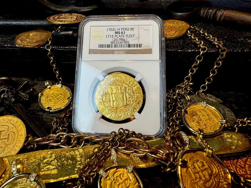 Peru 8 Escudos 1702 "1 of 2 found by Bob Johnson" NGC 61 33