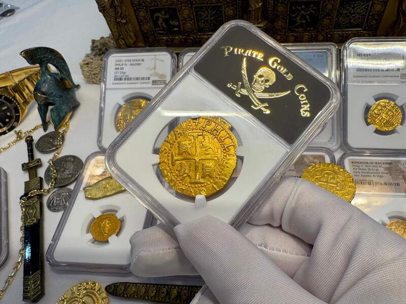 Peru 8 Escudos 1702 "from 1715 Fleet Shipwreck" NGC 64!! 55