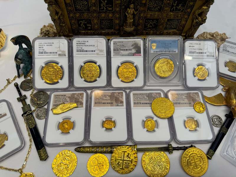 Peru 8 Escudos 1702 "from 1715 Fleet Shipwreck" NGC 64!! 23