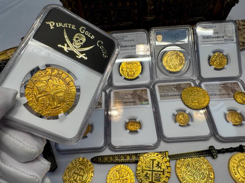 Peru 8 Escudos 1702 "from 1715 Fleet Shipwreck" NGC 64!! 85