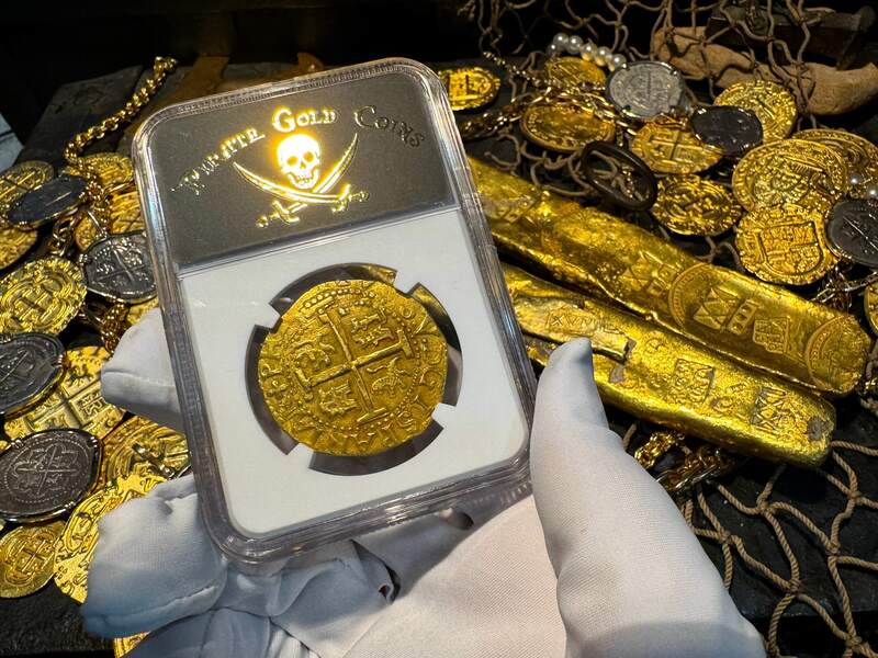 Peru 8 Escudos 1705 "2nd Finest Kn. 1715 Fleet Shipwreck" NGC 63 12