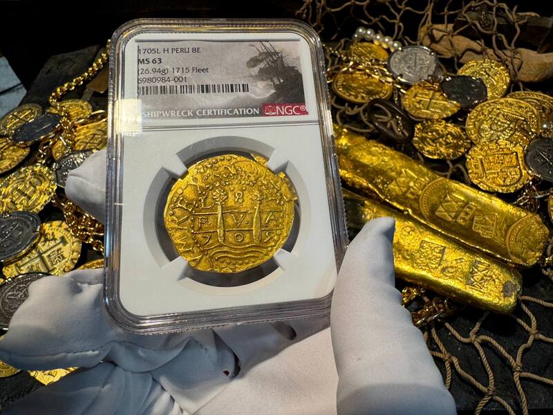 Peru 8 Escudos 1705 "2nd Finest Kn. 1715 Fleet Shipwreck" NGC 63 34