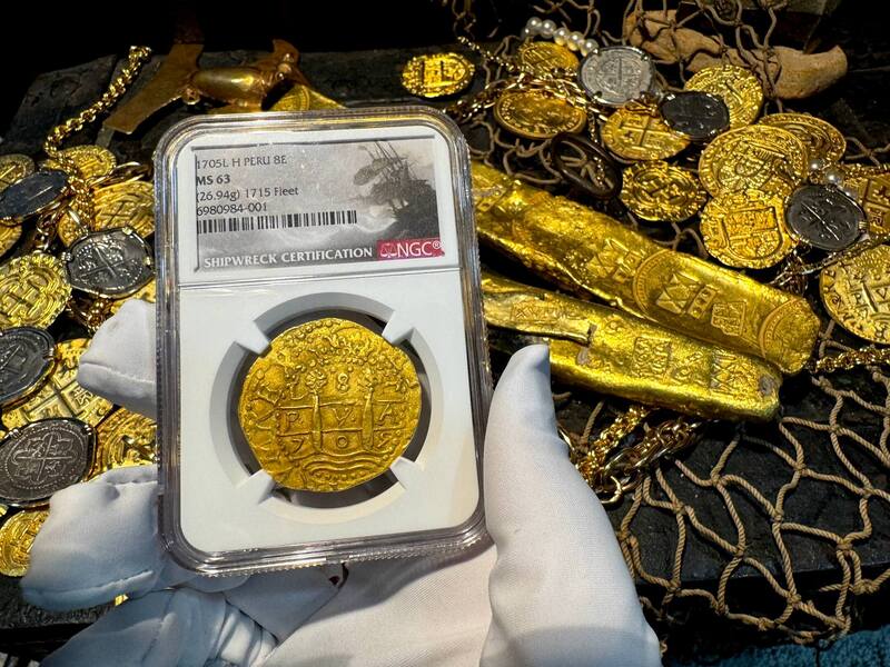 Peru 8 Escudos 1705 "2nd Finest Kn. 1715 Fleet Shipwreck" NGC 63 17