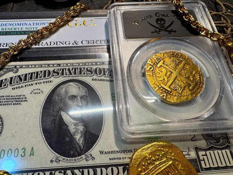 Peru 8 Escudos 1708 "1715 Full Castles" PCGS 50 7