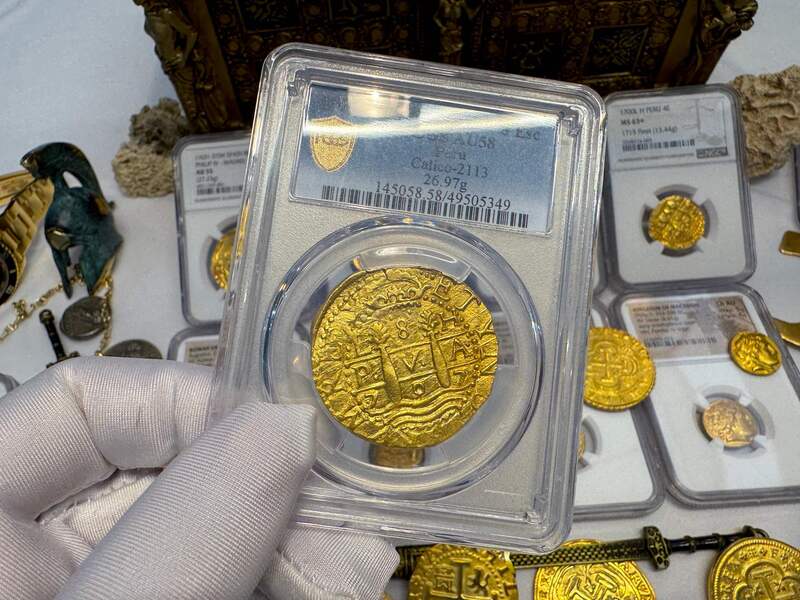 Peru 8 Escudos 1707 "1715 Fleet Shipwreck" PCGS 58 8