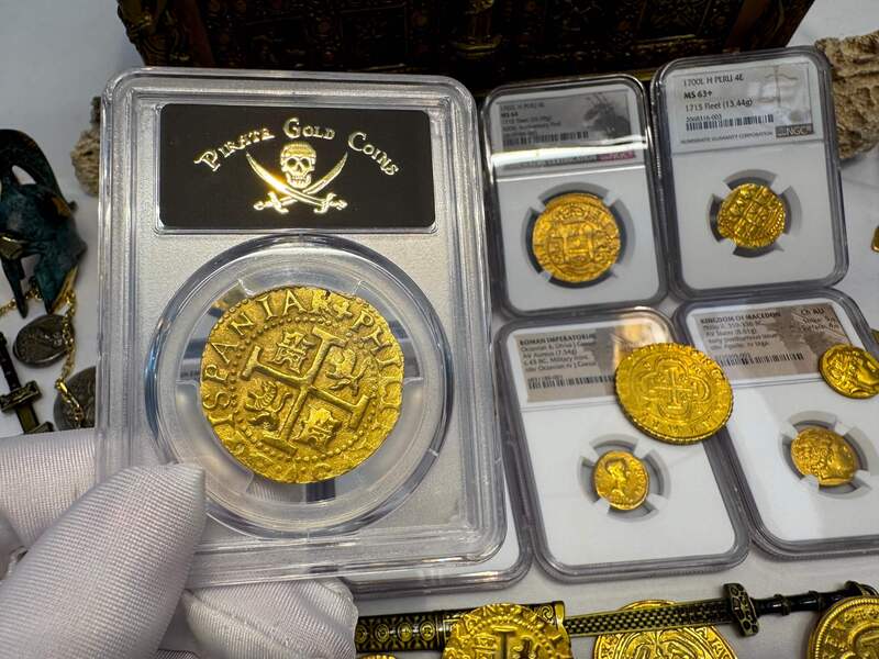 Peru 8 Escudos 1707 "1715 Fleet Shipwreck" PCGS 58 25