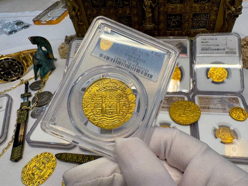 Peru 8 Escudos 1707 "1715 Fleet Shipwreck" PCGS 58 21