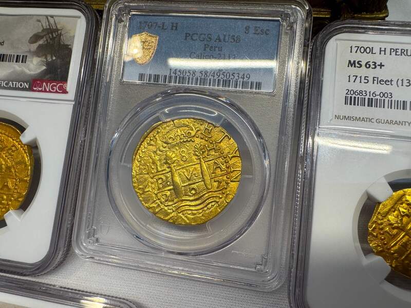 Peru 8 Escudos 1707 "1715 Fleet Shipwreck" PCGS 58 29