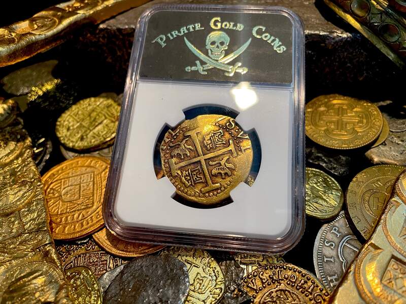 Peru 8 Escudos 1708 "1715 Fleet Shipwreck" NGC 53 8