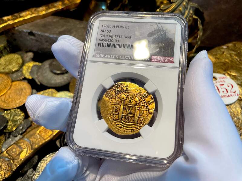 Peru 8 Escudos 1708 "1715 Fleet Shipwreck" NGC 53 13