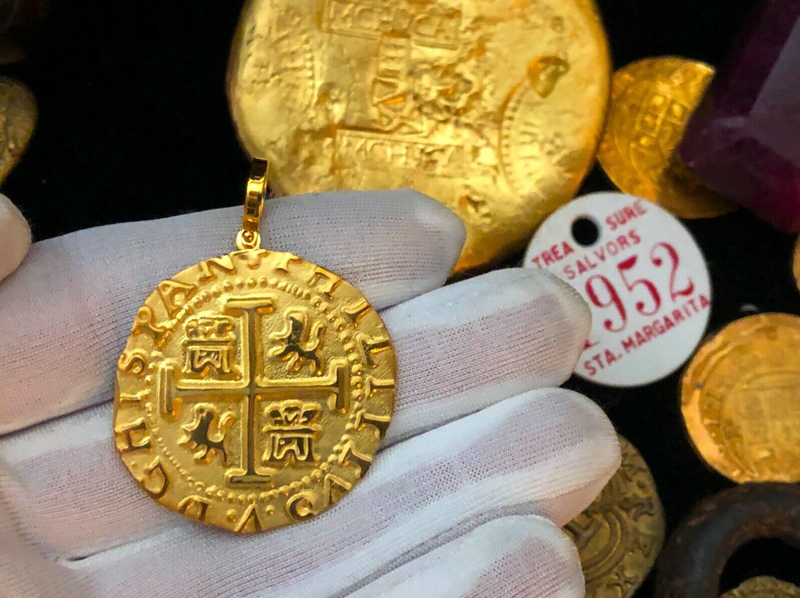 Peru 8 Escudos 1708 "Reproduction" Solid Gold Jewelry Treasures 3