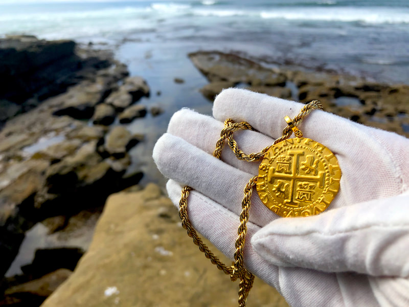 Peru 8 Escudos 1708 "Reproduction" Solid Gold Jewelry Treasures 11