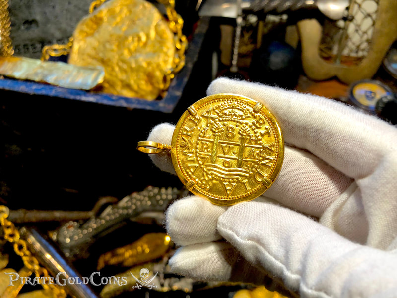 Reproduction Peru 8 Escudos 1708 "Fleet Shipwreck" Pendant