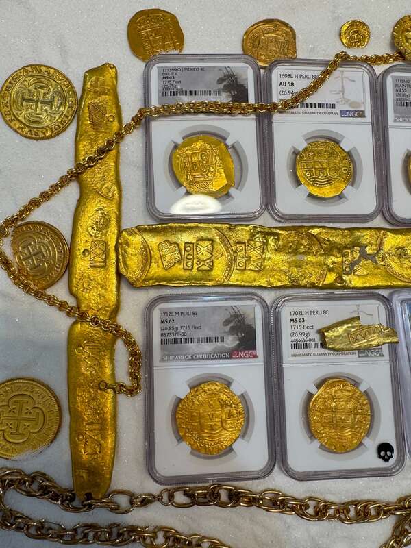 Peru 8 Escudos 1712 "1715 Fleet Shipwreck" NGC 62 25