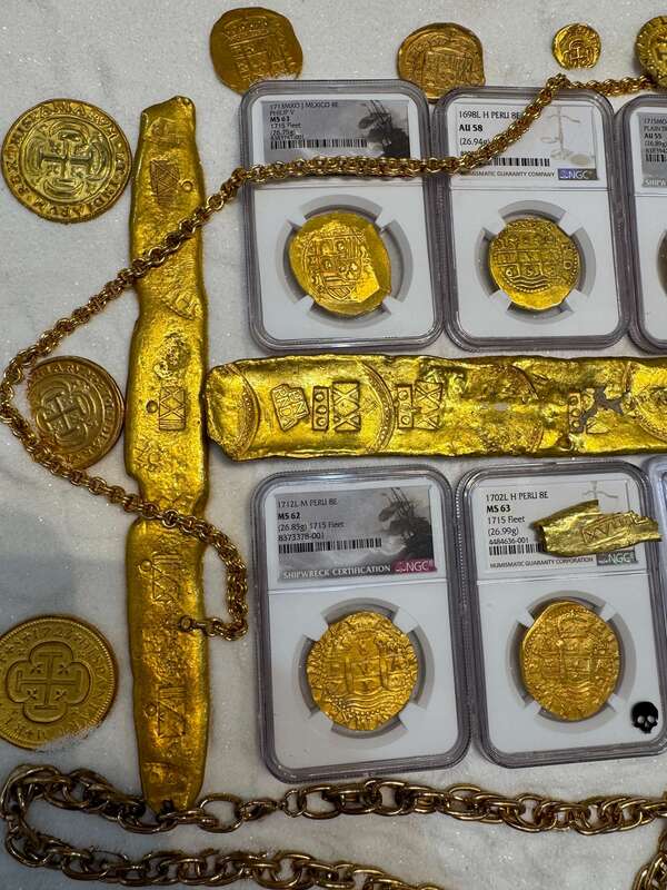 Peru 8 Escudos 1712 "1715 Fleet Shipwreck" NGC 62 19