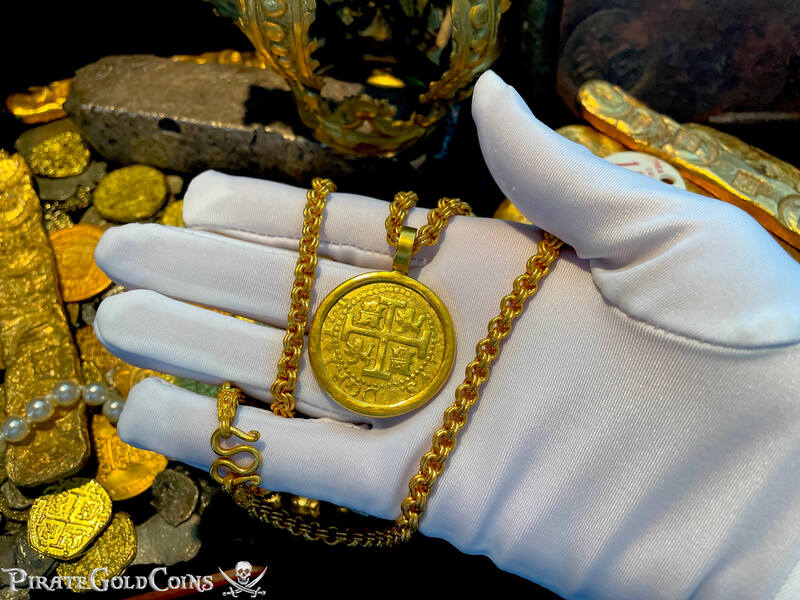 Peru 8 Escudos 1712 "1715 Fleet Shipwreck" Plate Coin Pendant 2